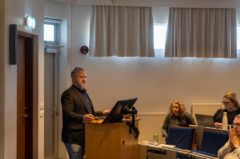 Vel sóttur morgunverðarfundur um jarðvegsmengun