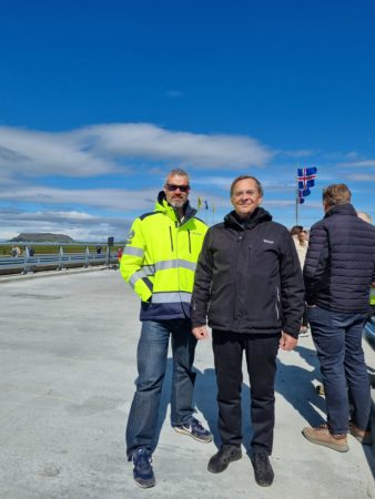 Brú yfir Stóru-Laxá opnuð