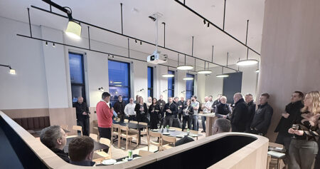 Opnunarhátíð Austursíða 6